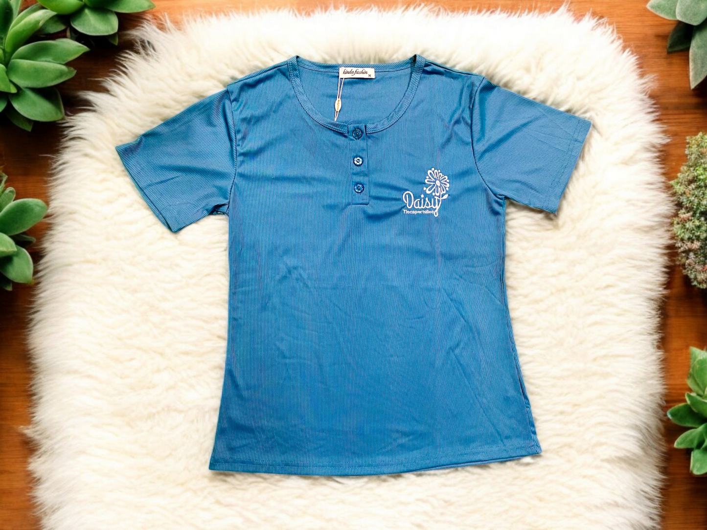 Blue Daisy – Women's Buttoned Sleepwear Set