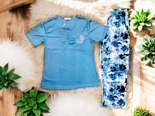 Blue Daisy – Women's Buttoned Sleepwear Set