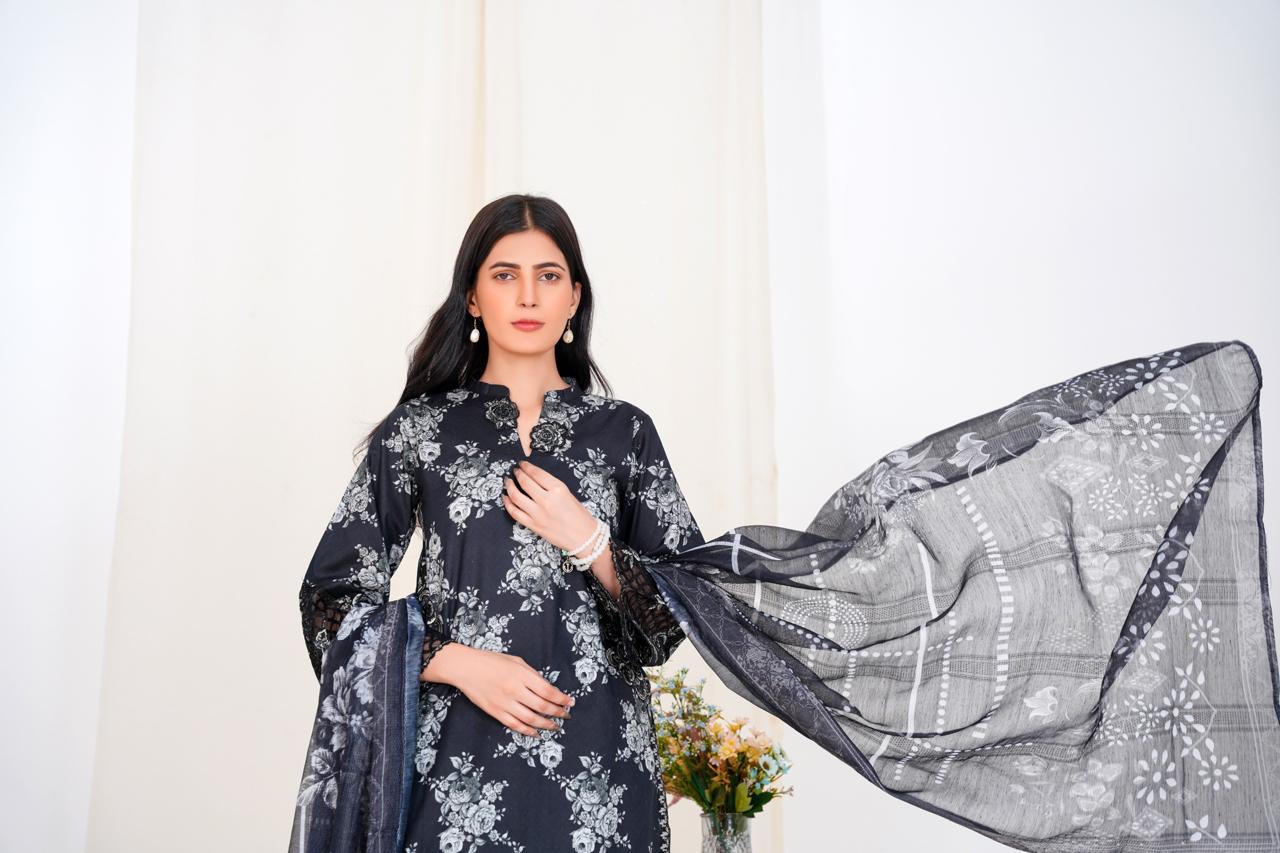 Noir Flora – Stitched 3-Piece Black Printed Lawn Suit